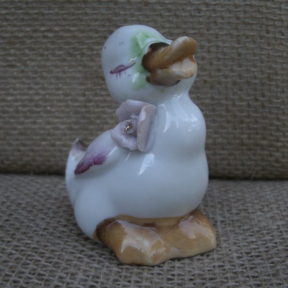 Vintage Small Duck with Rose China Figurine - Picture 2 of 16